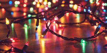 Holiday light strands